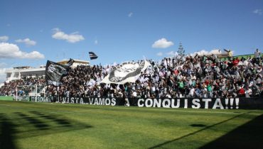 Farense-procura-ser-Campeão-da-II-Divisão-Nacional|Farense procura ser Campeão da II Divisão Nacional