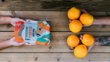 Foto Granola Vencedora|Creme de Barrar com medalha Great Taste 1|Creme de Barrar com medalha Great Taste 2|Creme de Barrar Vencedor Great Taste Awards Mockup|Foto 1|Foto 2