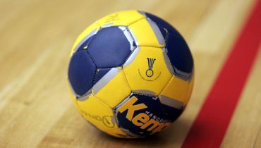 Handball_the_ball