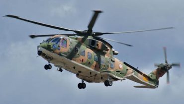 Helicóptero-EH1011