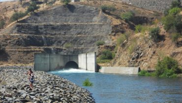 Odeleite descarga da barragem