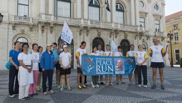 Peace Run à saída de Lisboa