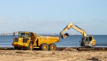 Remoção de algas na Meia Praia|Conferência Algas Invasoras (1)|Conferência Algas Invasoras (2)|Conferência Algas Invasoras (3)