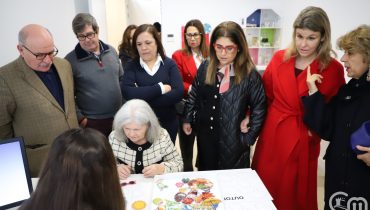 Secretária de Estado da Inclusão de visita ao Lar de Alzheimer