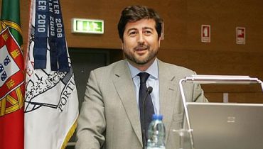 Tiago Pitta Cunha