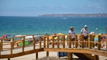 Turismo turistas e praias_01