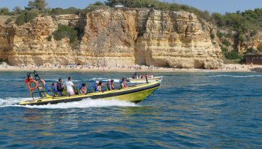 algarve praia turismo barco fotos arquivo internet