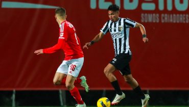 jogo entre Benfica B e Farense na II LIga de futebol
