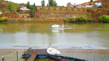brigada hidrográfica no Pomarão_Guadiana 1|brigada hidrográfica no Pomarão_Guadiana|barco|mb_a1_a2