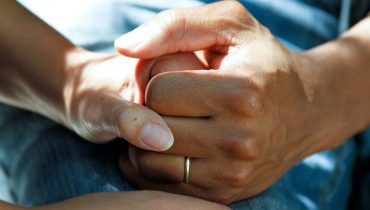 cancro-ajuda-solidariedade-unsplash