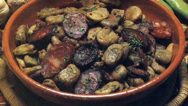 favas com chouriço