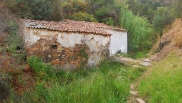 Fonte Santa Fornalha|Fonte santa