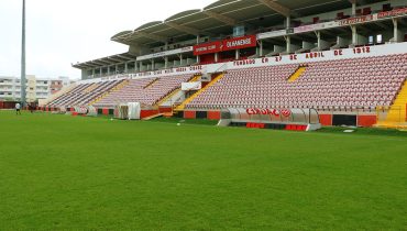 Olhanense estádio José Arcanjo futebol anamadeira