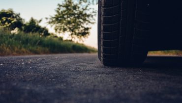 pneu - carro - rodas - pixabay