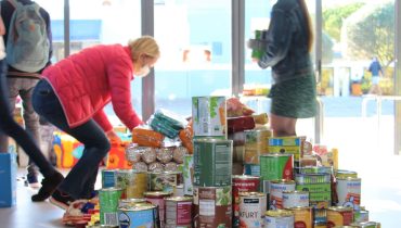recolha alimentos colegio vilamour (3)|recolha alimentos colegio vilamour (2)|recolha alimentos colegio vilamour (4)|recolha alimentos colegio vilamour (1)
