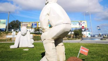 rotunda aeroporto brexit (3)|rotunda aeroporto brexit (2)|rotunda aeroporto brexit (1)