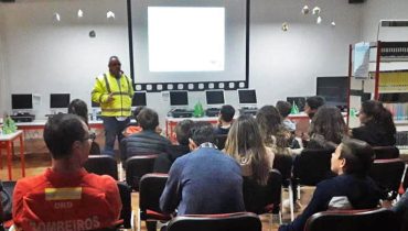 sensibilizaçao escolas portimao