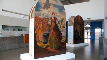 Telas restauradas da Igreja do Colégio no Museu de Portimão|Telas restauradas da Igreja do Colégio / Museu de Portimão: Investidura do hábito franciscano a Santo António|Telas restauradas da Igreja do Colégio no Museu de Portimão: Sagrada Família |Telas restauradas da Igreja do Colégio no Museu de Portimão: Santos Mártires Jesuítas do Japão |Telas restauradas da Igreja do Colégio no Museu de Portimão:Santa Úrsula e as Onze Mil Virgens