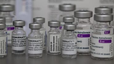 vacinas pfizer jassen astrazeneca