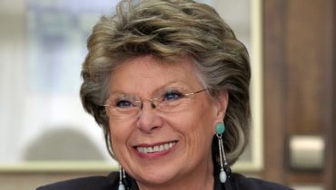 Viviane Reding|Viviane Reding e Joaquim da Costa na Loja do Cidadão de Faro|Viviane Reding no Europe Direct Centre de Faro