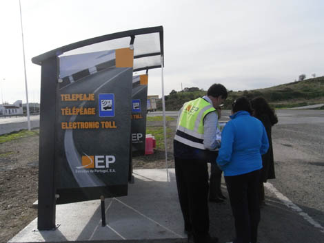 Electronic toll next to the Guadiana Bridge